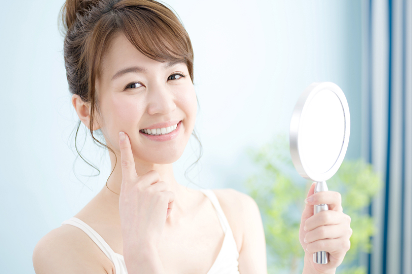 審美治療で素敵な明るい笑顔をサポート